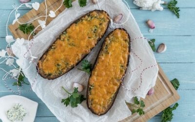 Low Carb Brot anders – unser Knoblauch-Käse-Bread
